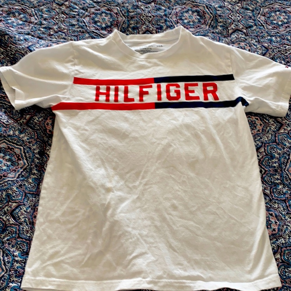 Tee